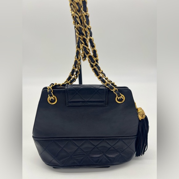Vintage Chanel Leather Tassel Shoulder Bag- Navy Blue with 24K Gold Plated Chain - Picture 5 of 16